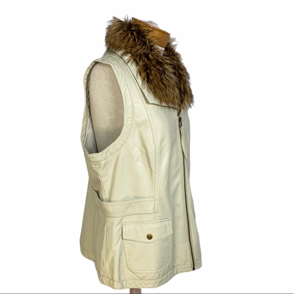 OSO Ivory Faux LeatherVest Removable Collar XL - Picture 4 of 9